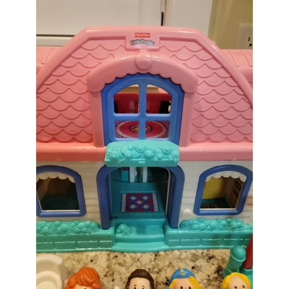 Vintage Fisher Price Little People Sweet Sounds Doll House Tested Works Figures